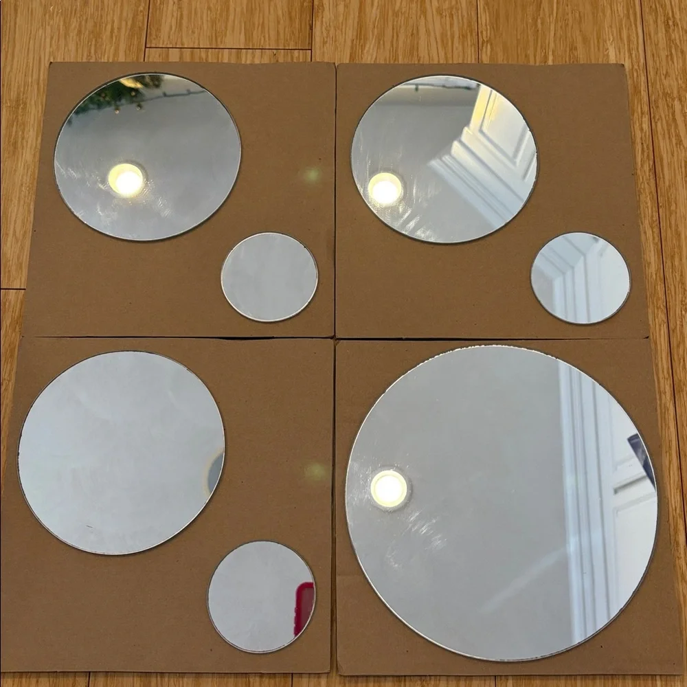 New Zoe Round Mirror Wall Decor, Set of 7